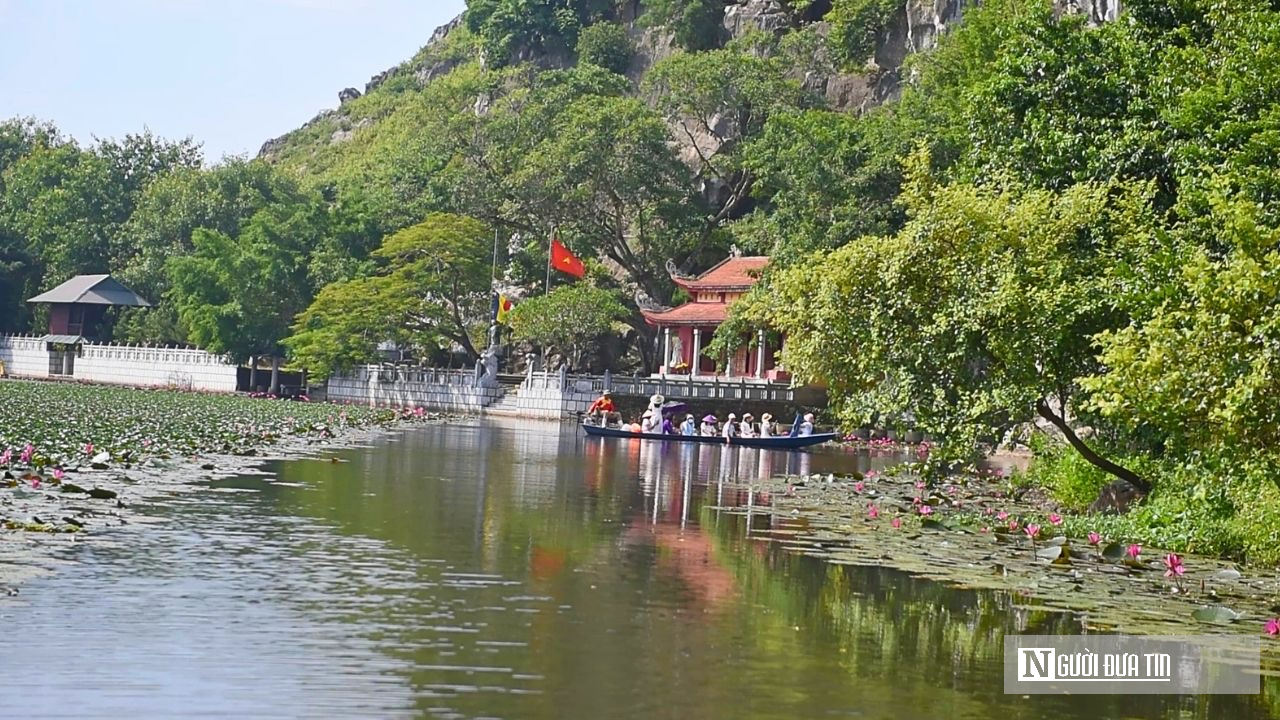 Núi đá trùng điệp, sông nước xanh mướt ở danh thắng Kim Sơn- Ảnh 6.