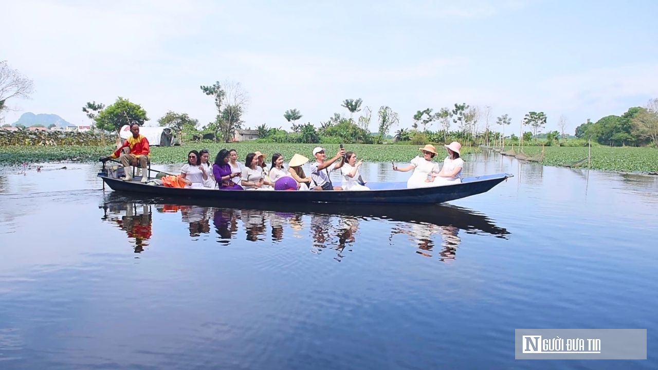 Núi đá trùng điệp, sông nước xanh mướt ở danh thắng Kim Sơn- Ảnh 9.