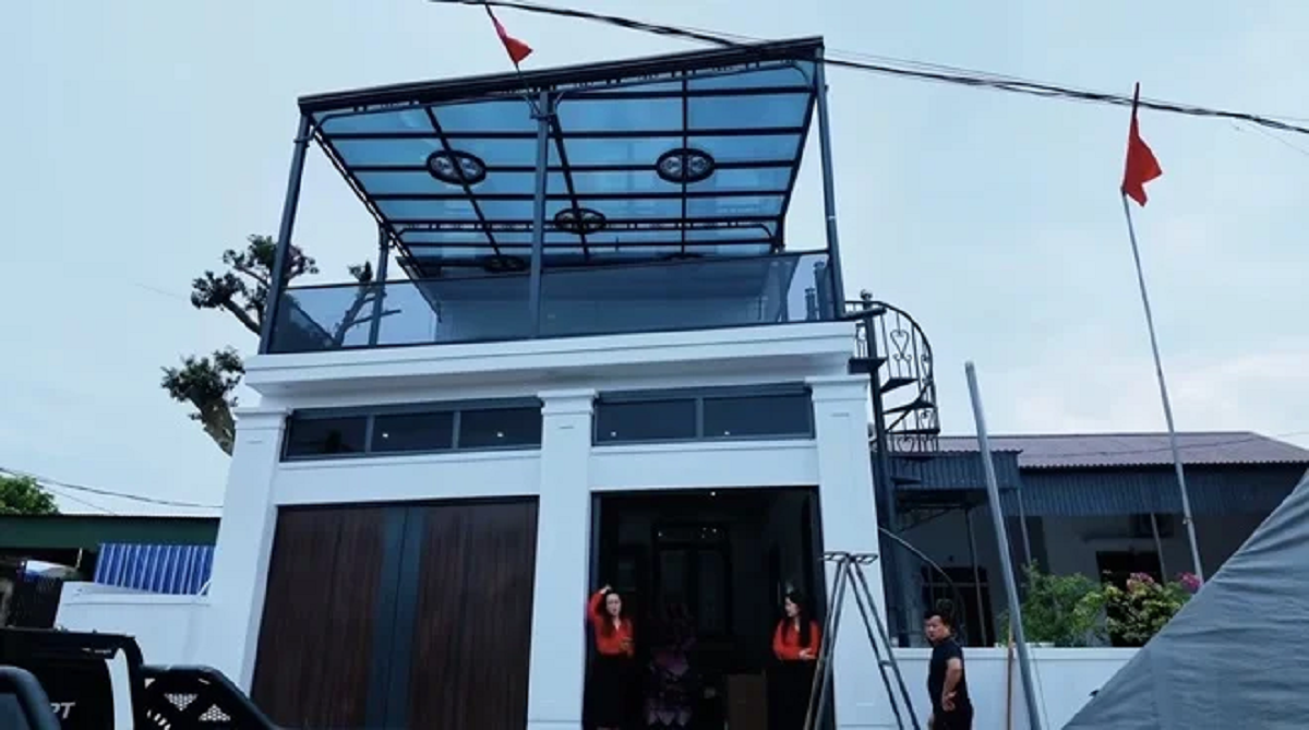 Đình Bắc làm điều đặc biệt cho bố mẹ, đãi tiệc tân gia 300 khách ở quê nhà - Ảnh 2.