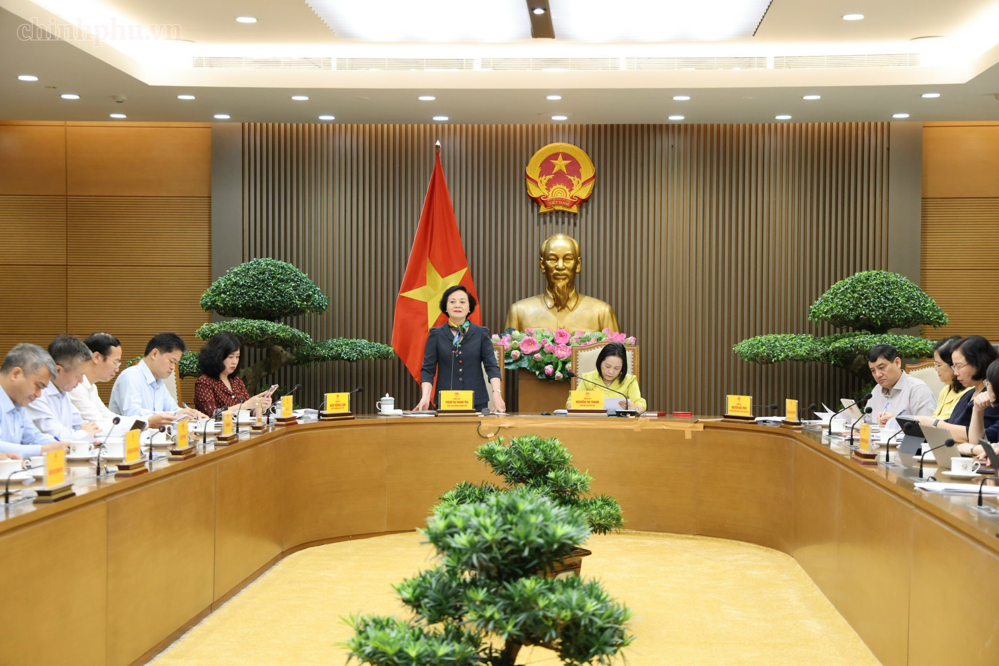 Phó Thủ tướng: Minh bạch về giá, tăng cường dữ liệu trong quản lý thiết bị y tế- Ảnh 1.