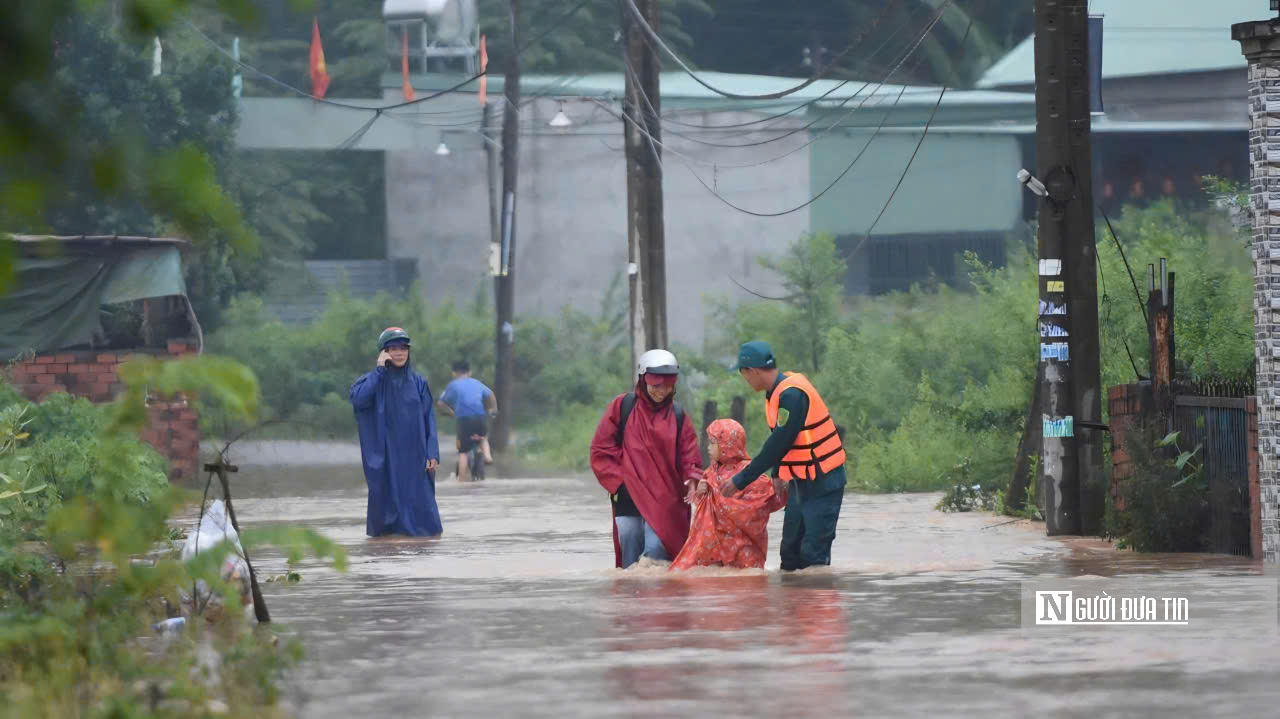 Đồng Nai: Phước T&acirc;n căng m&igrave;nh ứng ph&oacute; ngập s&acirc;u- Ảnh 2.