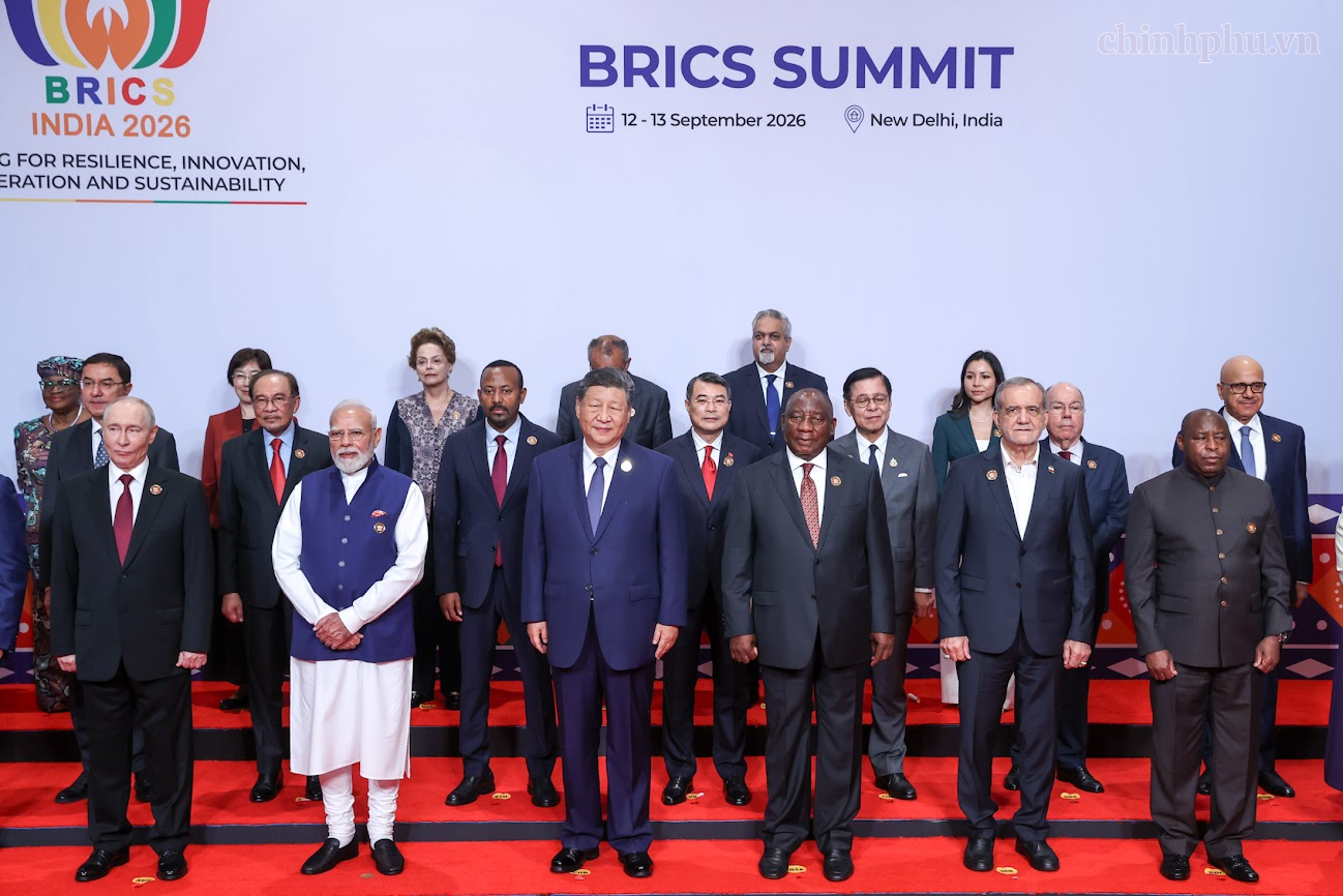 Thủ tướng Lê Minh Hưng dự Phiên thảo luận Hội nghị thượng đỉnh BRICS lần thứ 18 - Ảnh 2.