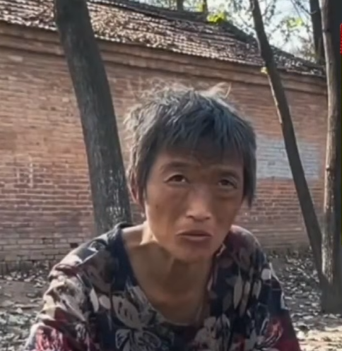 Cô gái mất tích năm 2000 được tìm thấy còn sống sau 26 năm, ngoại hình gây sốc - Ảnh 2.
