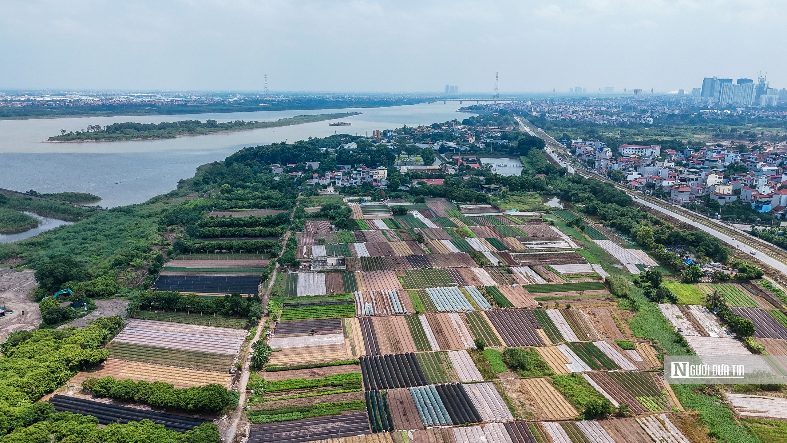 Hiện trạng 2 bên bờ sông Hồng - Ảnh 4.