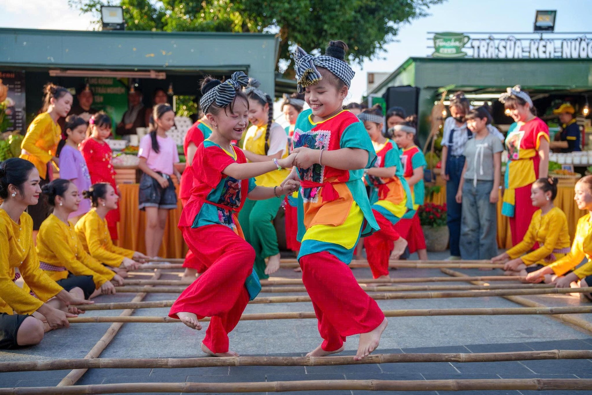 Trung thu Tây Ninh sốt rần rần với Lễ hội nông sản và chợ Lá núi Bà Đen - Ảnh 3.
