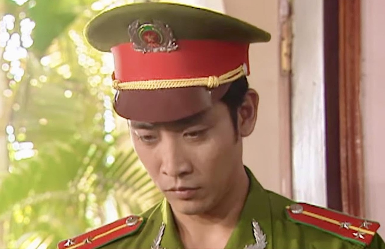 Nam diễn viên trên phim là trùm giang hồ khét tiếng, ngoài đời là Trung tá công an - Ảnh 1.