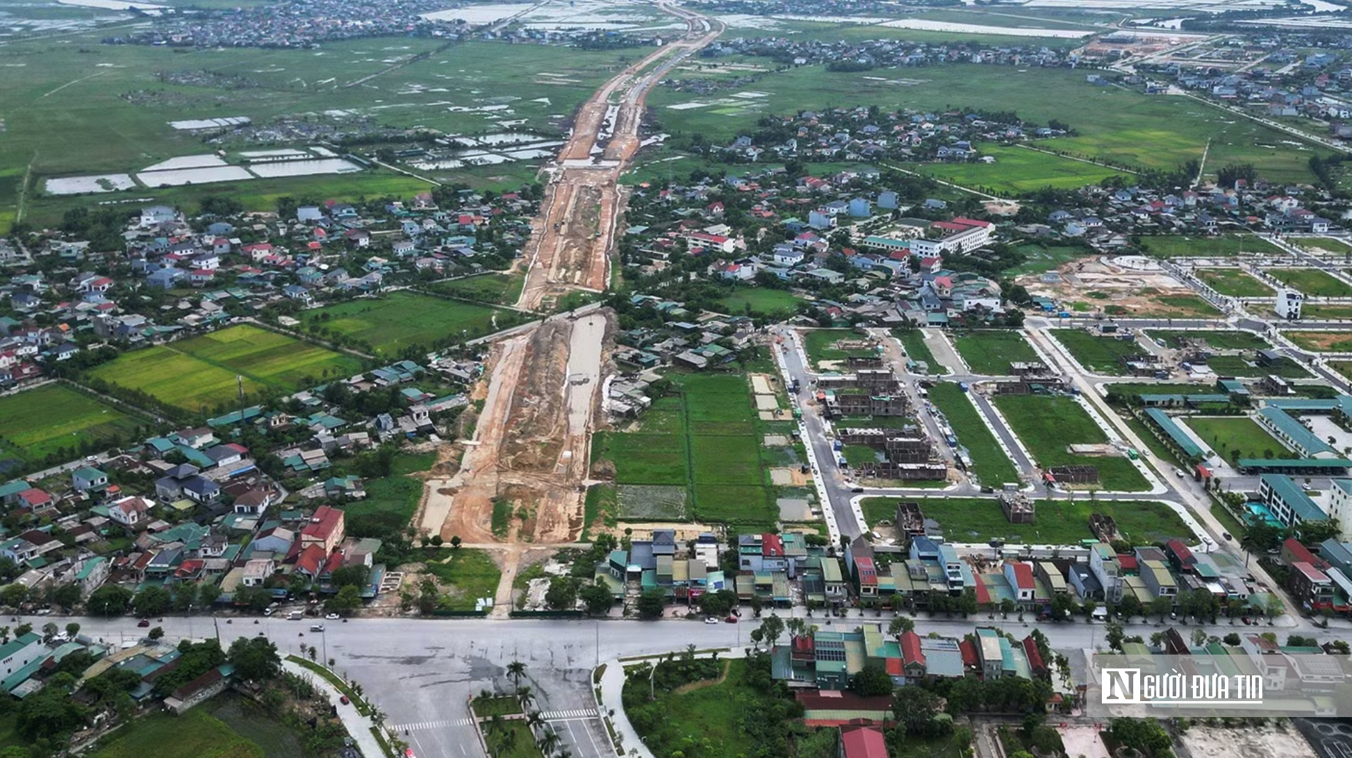 Hà Tĩnh kiên định mục tiêu đạt tốc độ tăng trưởng kinh tế từ 10% trở lên- Ảnh 2.