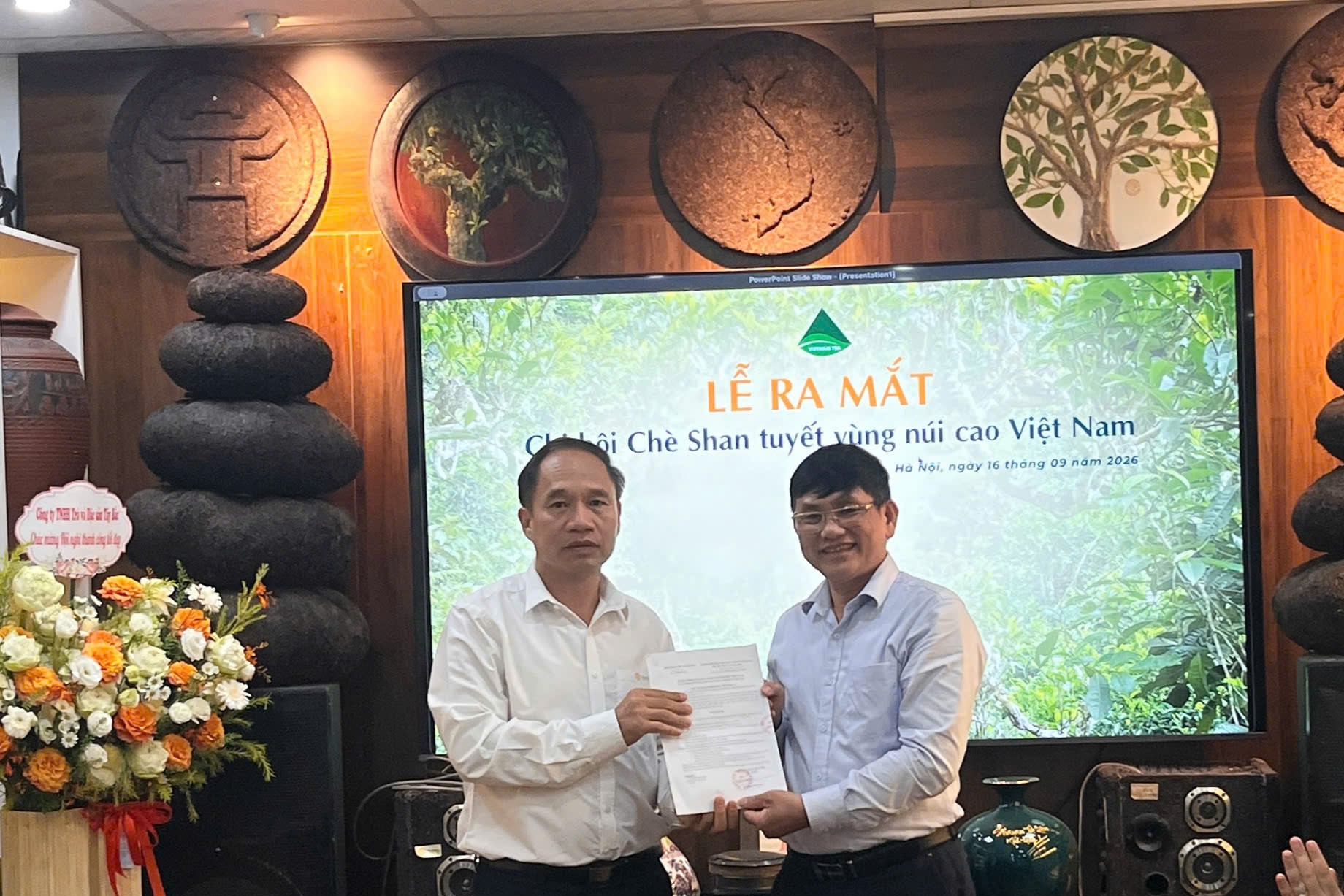 Chè Shan tuyết tìm đường thoát khỏi