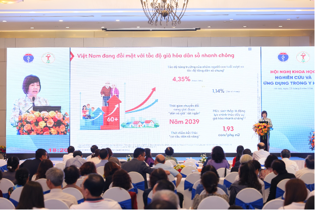 Chủ động phòng bệnh, cá thể hóa điều trị: Cách tiếp cận mới trong kỷ nguyên già hóa dân số- Ảnh 2.