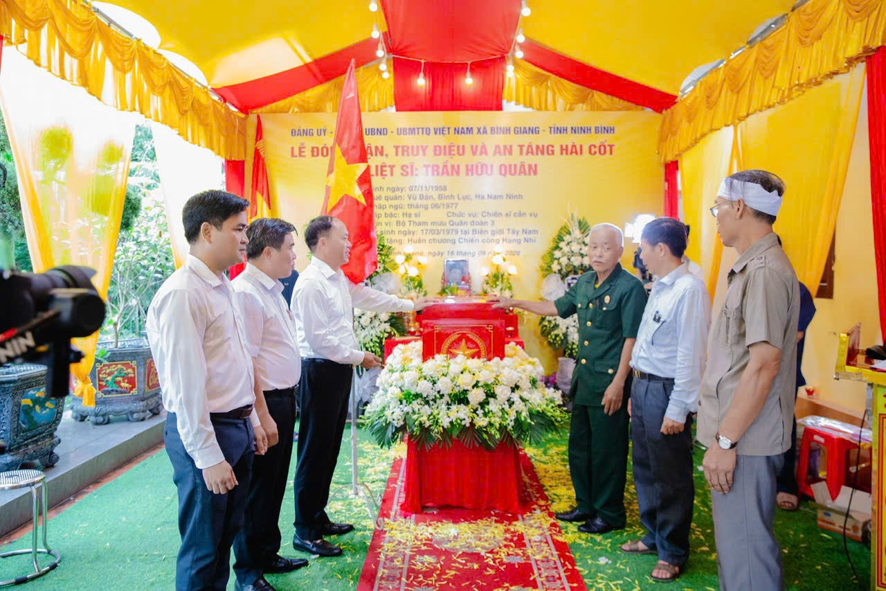 Cuộc hồi hương về với người mẹ 103 tuổi của liệt sĩ Trần Hữu Quân- Ảnh 3.