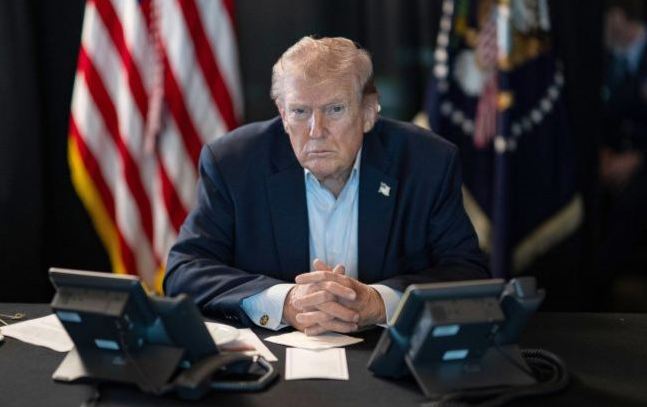 Dự luật tăng cường trừng phạt Nga đang chờ chữ ký của Tổng thống Trump - Ảnh 1.