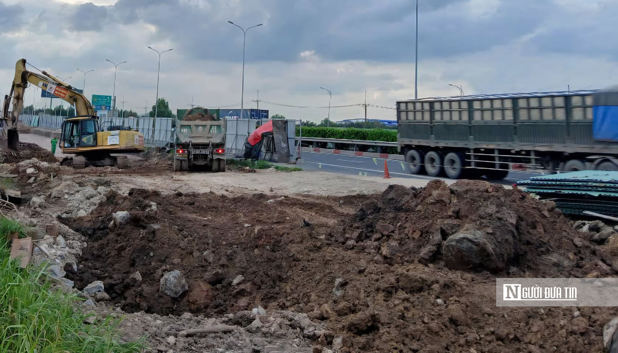 Xuy&ecirc;n lễ tr&ecirc;n những đại c&ocirc;ng trường giao th&ocirc;ng ở Tp.Đồng Nai- Ảnh 4.