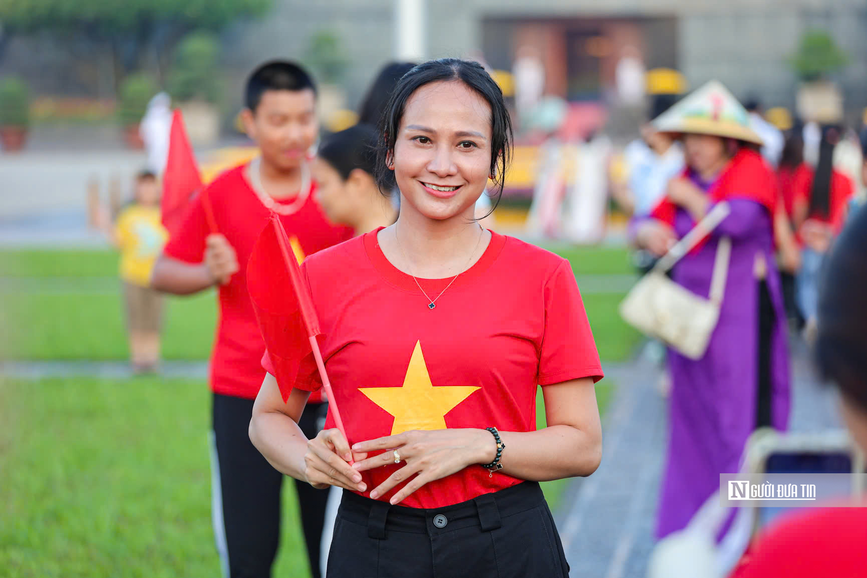 Hà Nội: Người dân rộn ràng xuống phố mừng Quốc khánh 2/9- Ảnh 5.