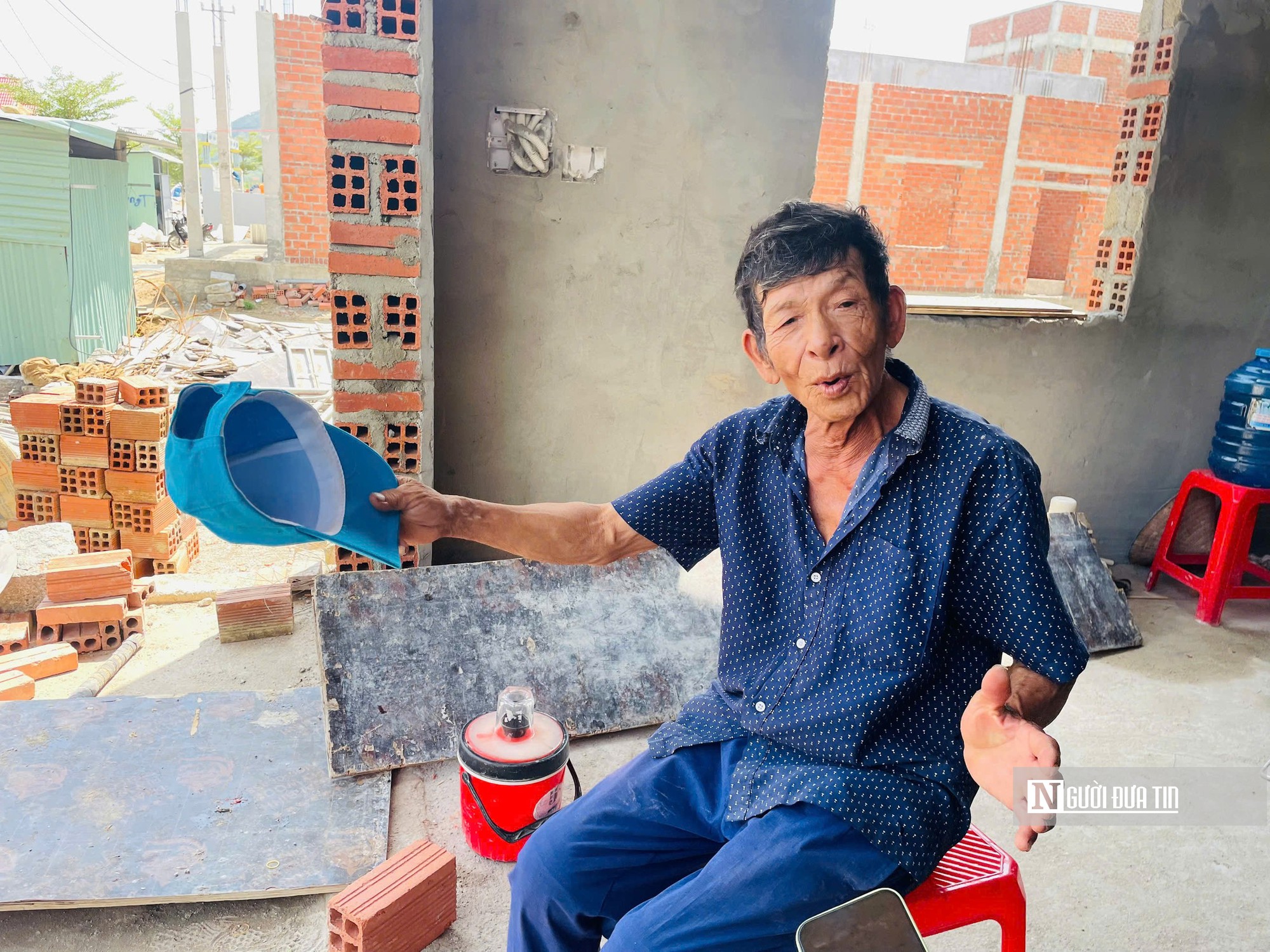 Rời khu sạt lở núi Cấm, người dân yên tâm trong ngôi nhà mới- Ảnh 4.