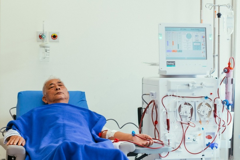 Tp.HCM đề xuất hỗ trợ 100% chi phí trả BHYT cho người chạy thận yếu thế- Ảnh 1.