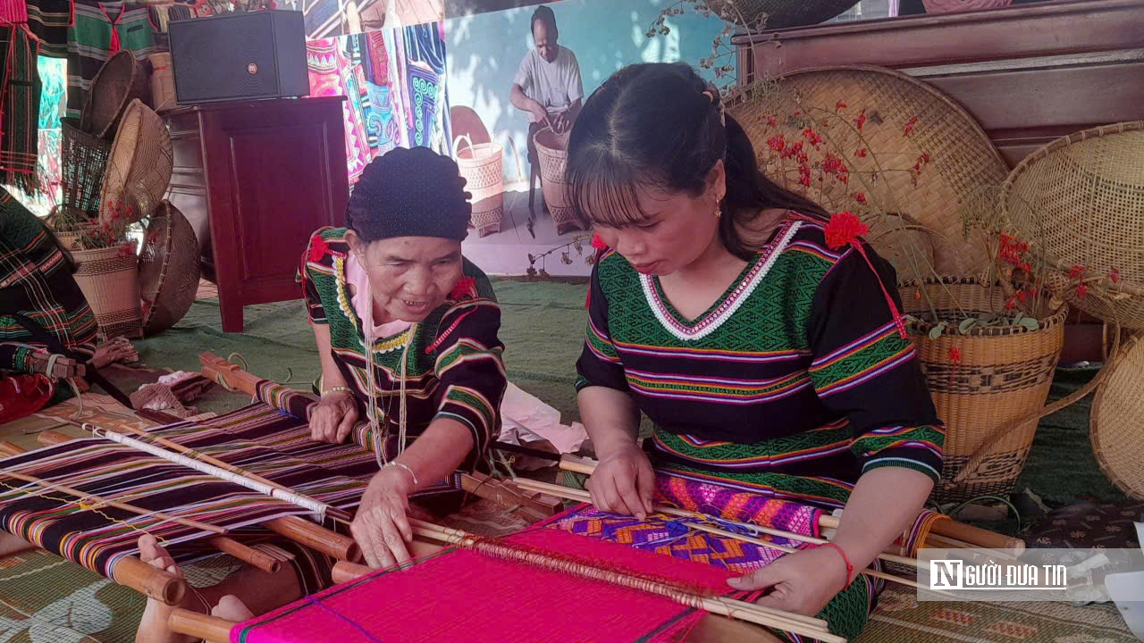 Đánh thức và phát huy di sản phi vật thể - Kỳ cuối: Biến di sản thành nguồn lực phát triển - Ảnh 1.