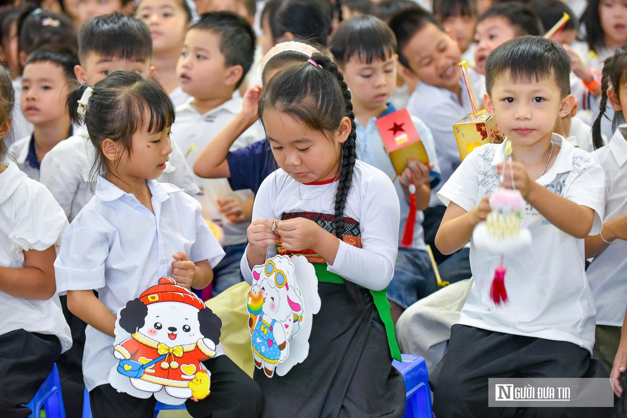 Từ lớp học biên cương đến đêm hội Trung thu ấm áp của trẻ em vùng biên Thanh Hóa - Ảnh 6.