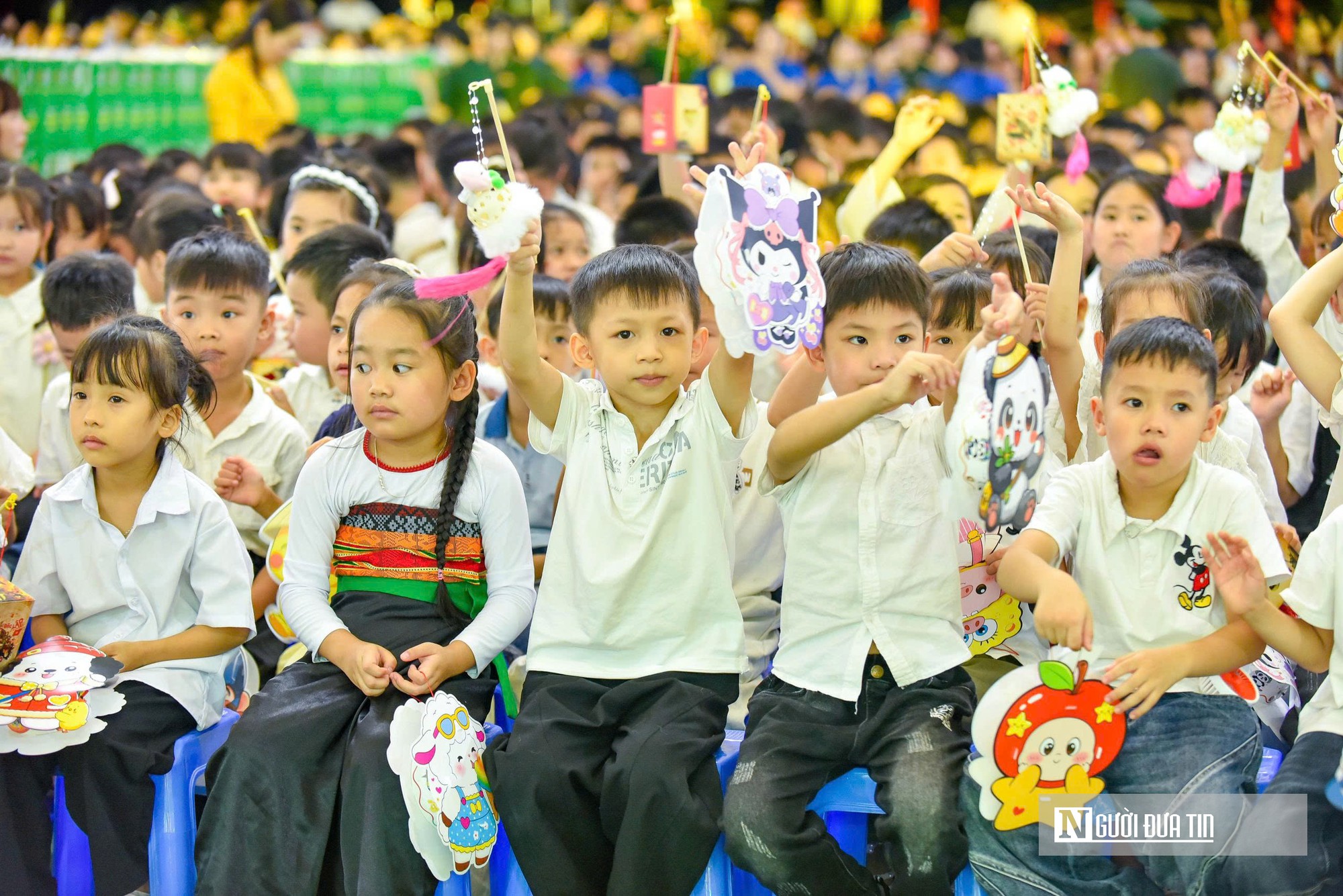 Từ lớp học biên cương đến đêm hội Trung thu ấm áp của trẻ em vùng biên Thanh Hóa - Ảnh 11.