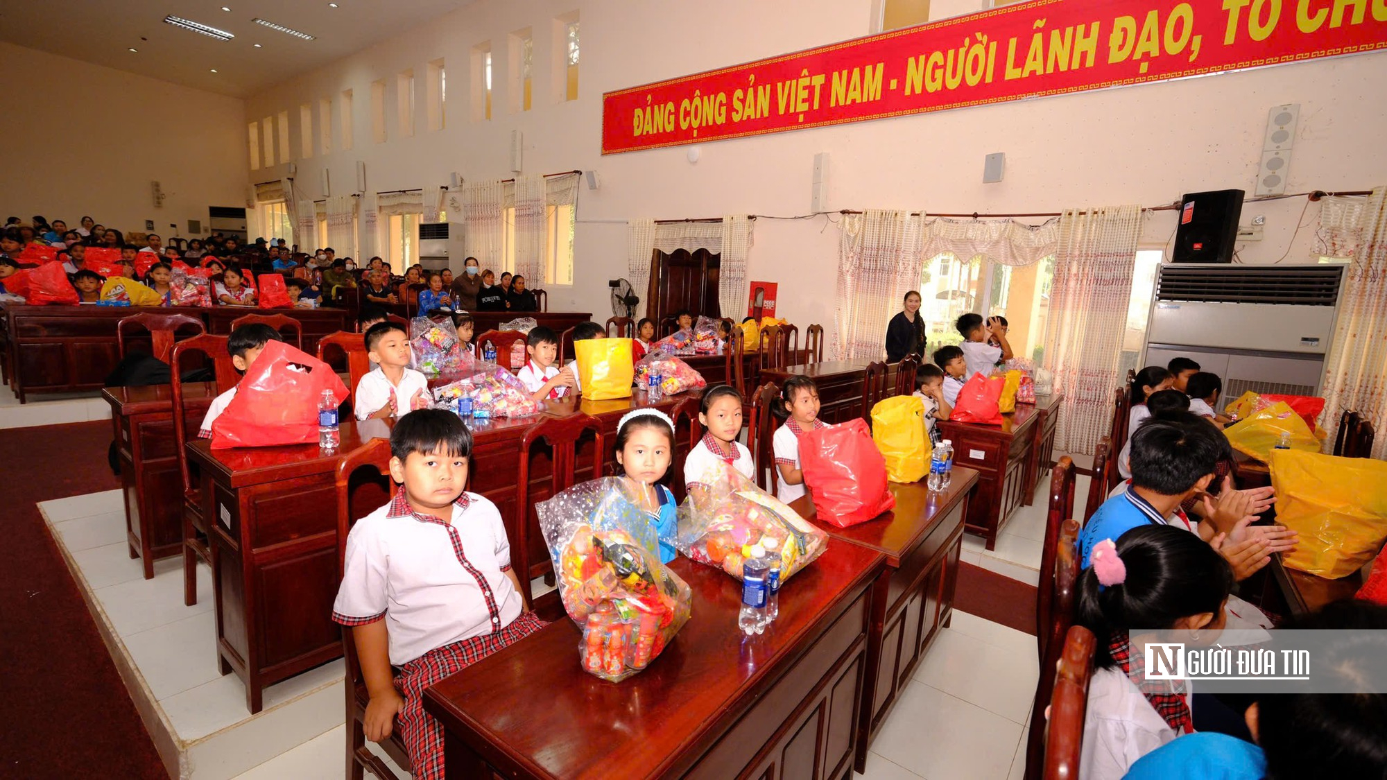 Đồng Nai: Gửi m&ugrave;a Trung thu ấm &aacute;p đến trẻ em v&ugrave;ng bi&ecirc;n- Ảnh 7.