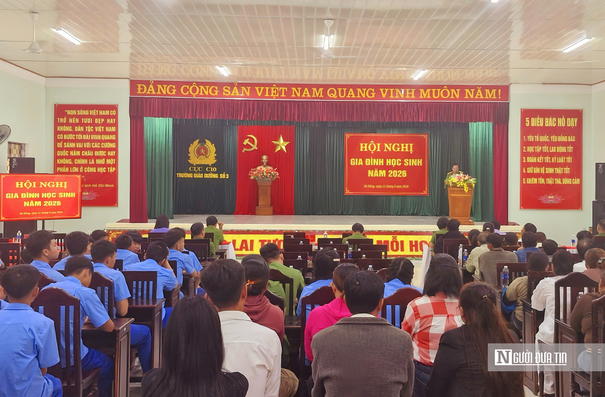 Ng&agrave;y gặp lại của những đứa trẻ từng lạc đường - Ảnh 3.