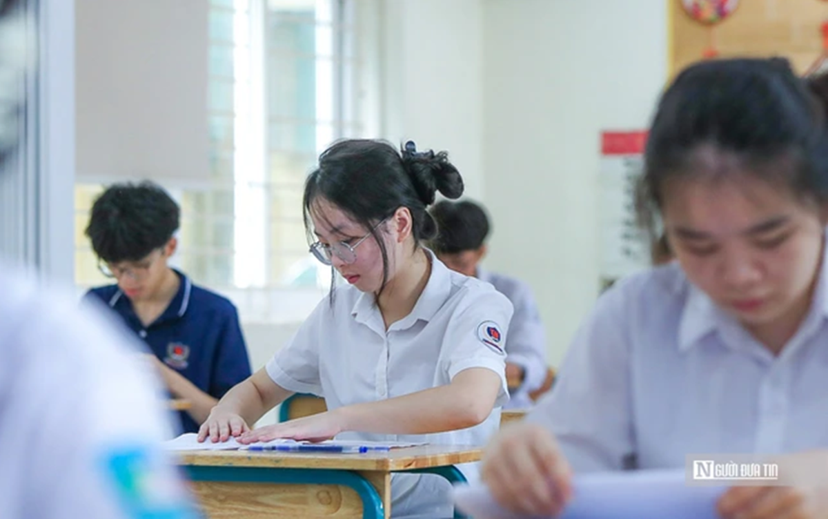 Bộ GD&ĐT công bố mức điểm xét học bổng, cao nhất 5,5 triệu đồng/tháng - Ảnh 1.