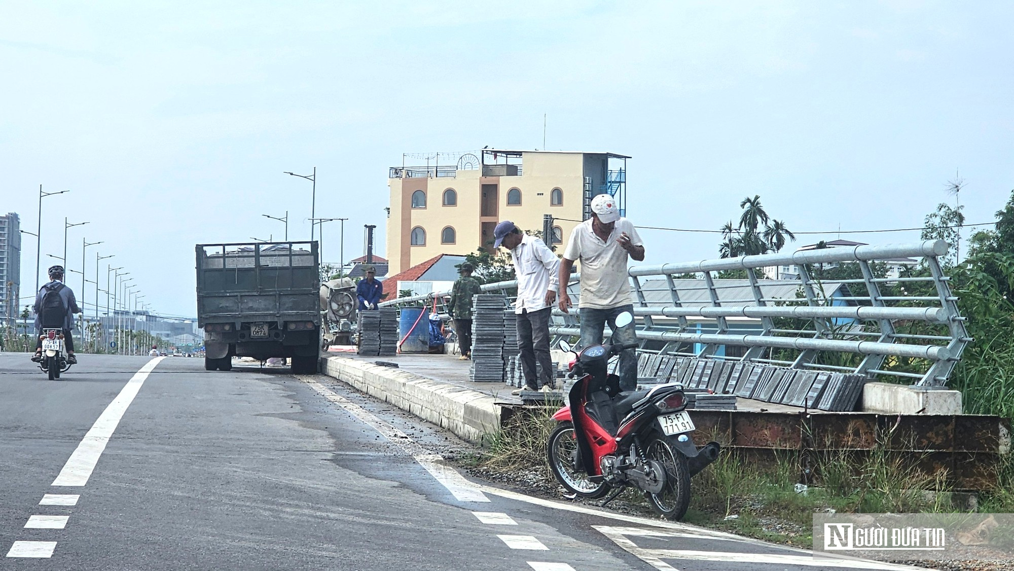 Tái khởi động dự án cầu chậm tiến độ ở Huế, nhà thầu mới được giao “chạy nước rút”- Ảnh 7.