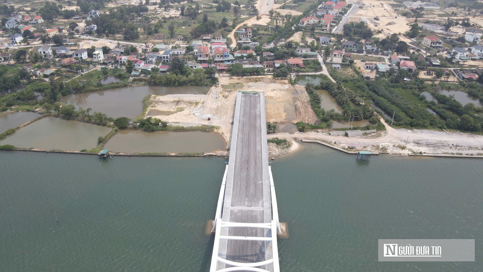 Cầu Nhật Lệ 3 đạt 96% khối lượng, phấn đấu thông xe trong tháng 12- Ảnh 3.