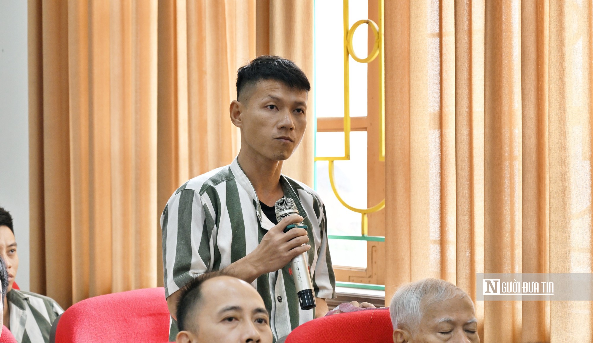 Trang bị kiến thức pháp luật, tái hòa nhập cho phạm nhân Trại giam Nam Hà - Ảnh 6.