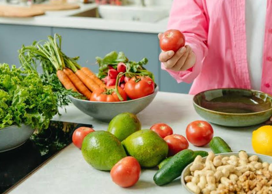 Người phụ nữ 46 tuổi suy thận vì thường xuyên ăn thịt kiểu này - Ảnh 2.
