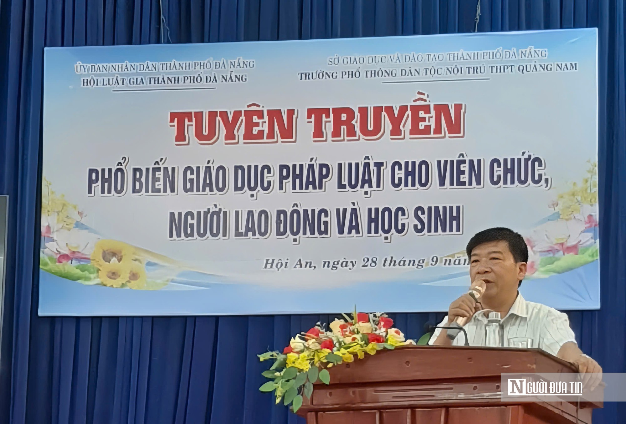 Khi cha mẹ muốn con 16 tuổi nghỉ học lấy chồng- Ảnh 5.