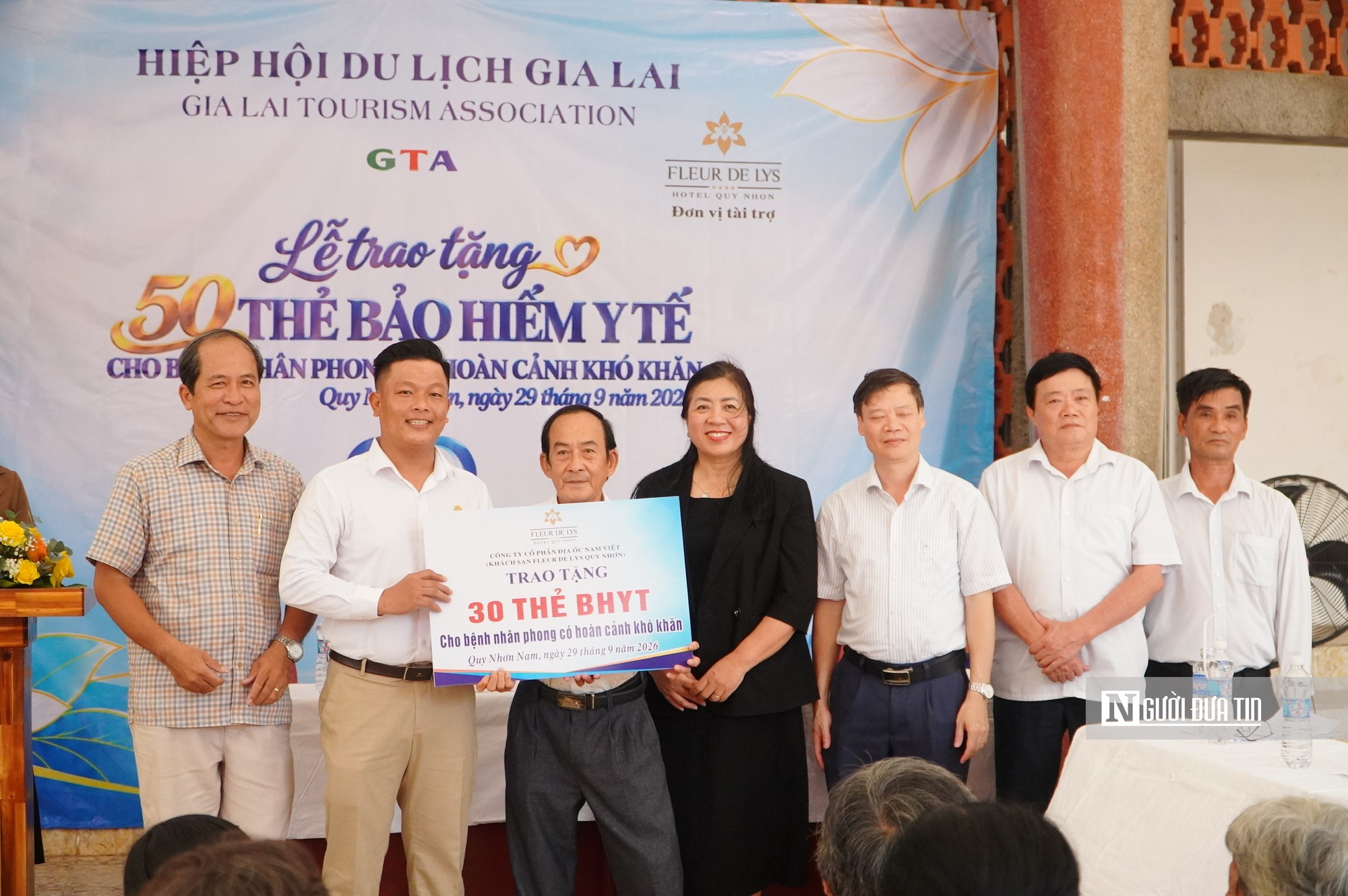 Hiệp hội Du lịch Gia Lai trao tặng 50 thẻ bảo hiểm y tế cho bệnh nh&acirc;n phong c&oacute; ho&agrave;n cảnh kh&oacute; khăn- Ảnh 2.