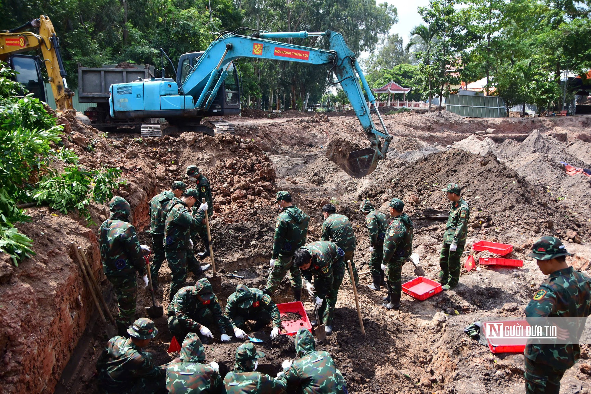 Thêm 11 bộ hài cốt liệt sĩ được tìm thấy tại Công viên Lê Thị Riêng, nâng tổng số lên 564- Ảnh 1.