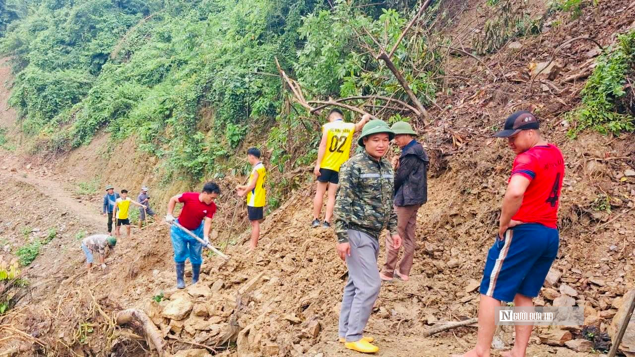 Tốc lực mở đường sạt lở để học sinh kịp đến trường ngày khai giảng- Ảnh 6.