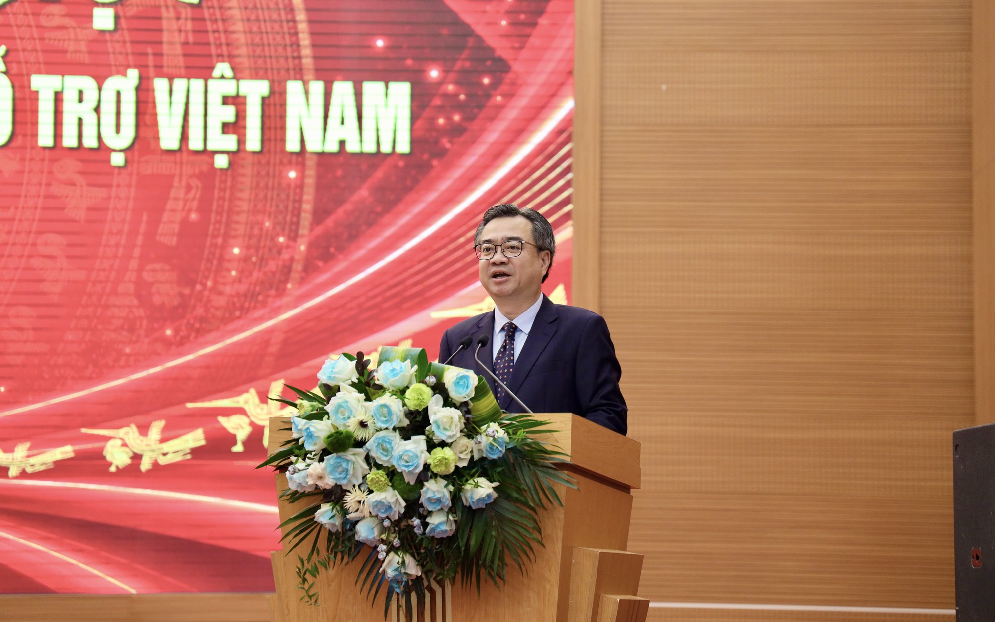 "Không có quốc gia nào trở thành nước công nghiệp phát triển chỉ bằng lắp ráp" - Ảnh 4.