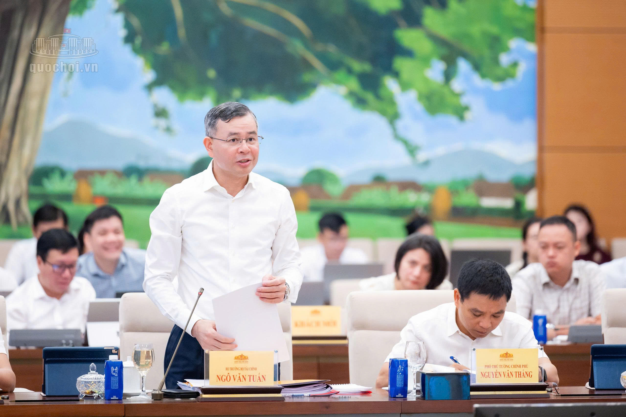 Mở rộng việc tiếp cận thị trường đối với nhà đầu tư nước ngoài - Ảnh 1.