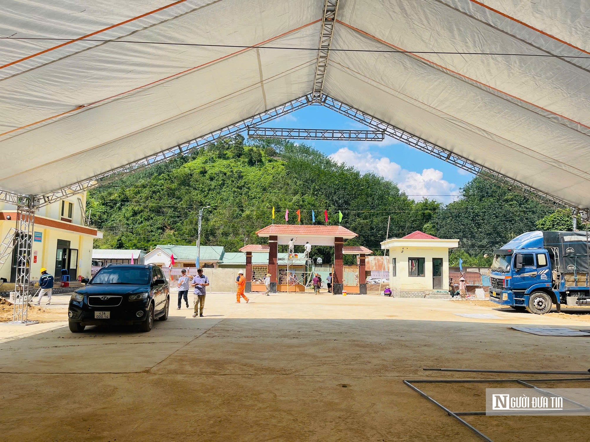 Chạy nước rút hoàn thiện trường vùng biên đón học sinh vào năm học mới- Ảnh 16.