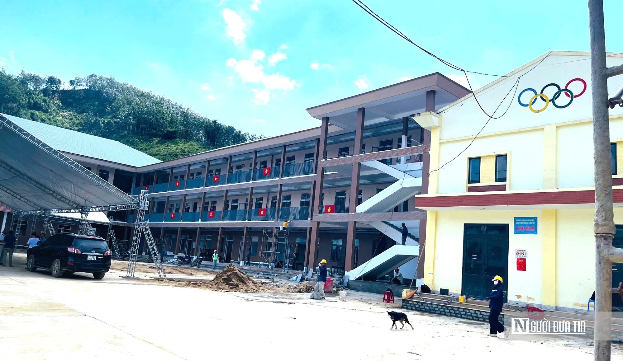 Chạy nước rút hoàn thiện trường vùng biên đón học sinh vào năm học mới- Ảnh 11.