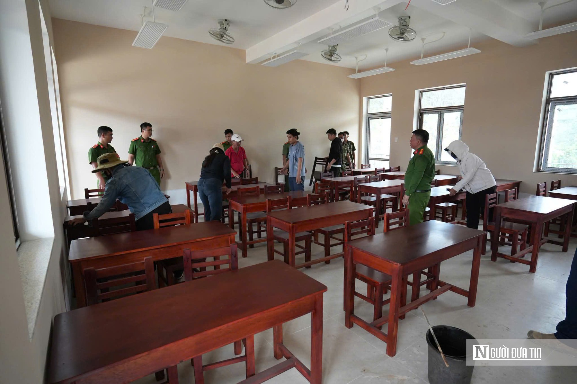 Chạy nước rút hoàn thiện trường vùng biên đón học sinh vào năm học mới- Ảnh 13.