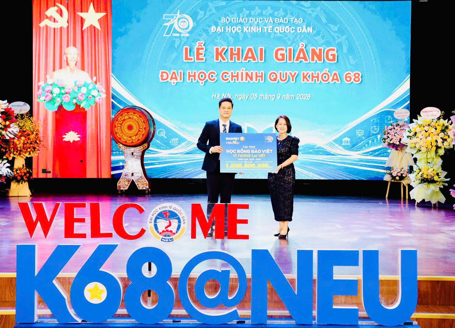 Bảo Việt dành 1 tỷ đồng trao học bổng “Bảo Việt - Vì tương lai Việt” cho sinh viên Đại học Kinh tế Quốc dân năm học 2026 - 2027  - Ảnh 1.