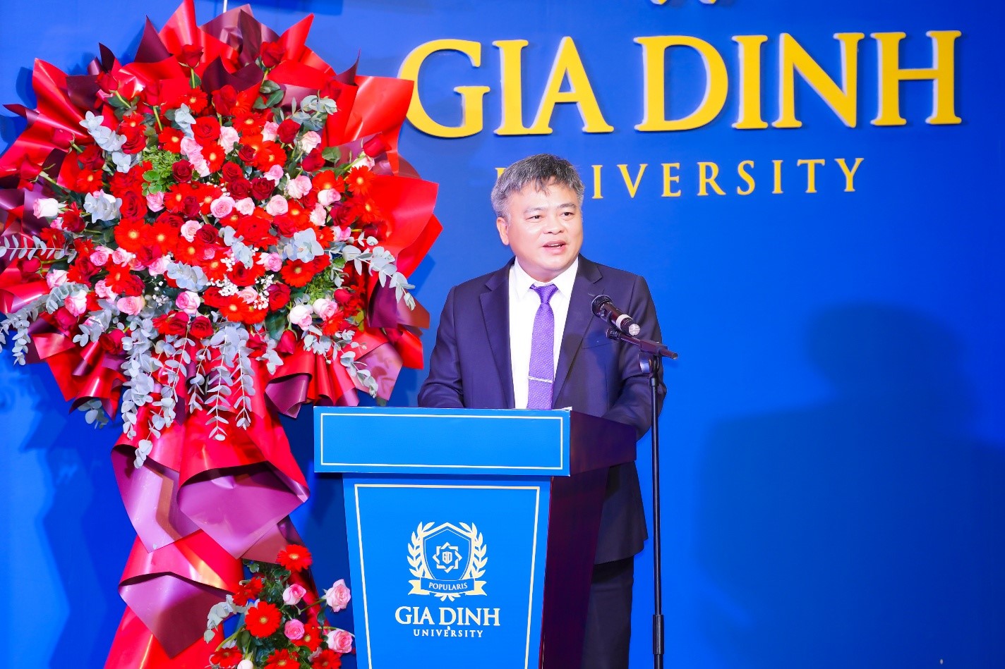 Trường Đại học Gia Định bổ nhiệm Quyền Hiệu trưởng, định hướng phát triển giai đoạn mới - Ảnh 2.