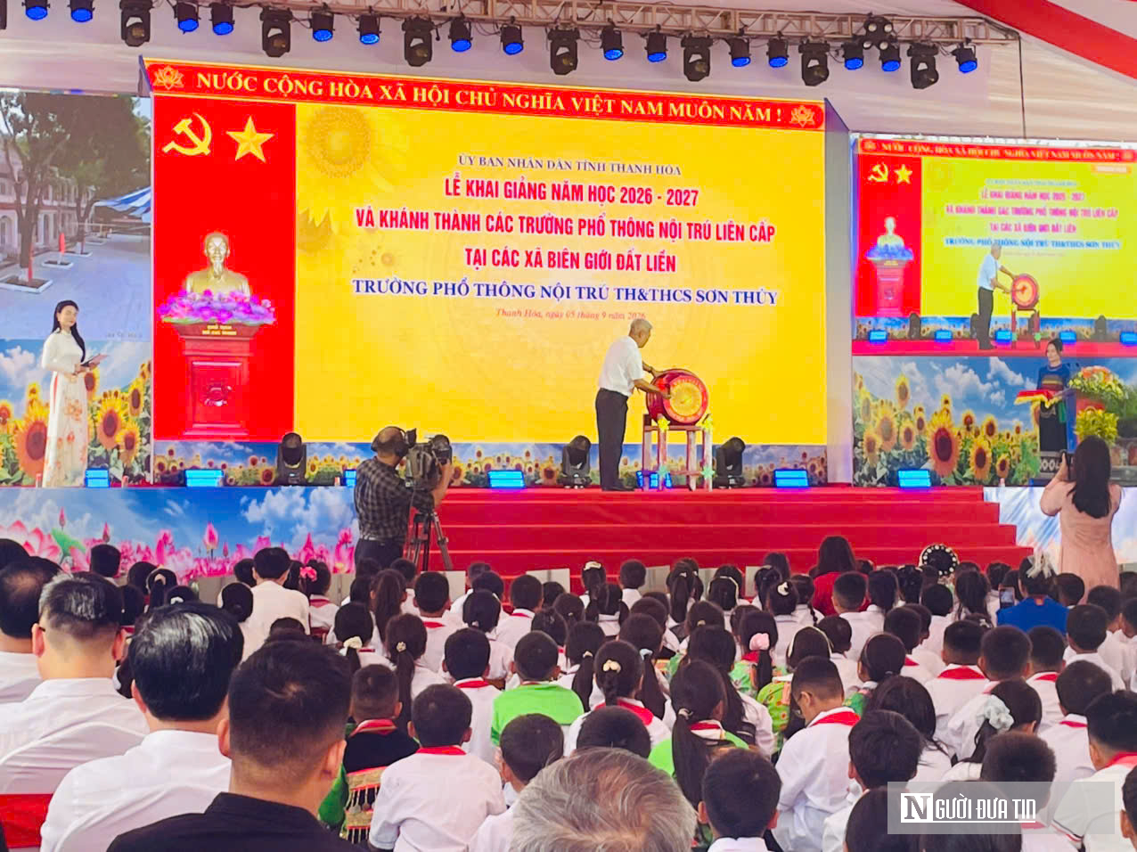 Lần đầu đón khai giảng ở trường nội trú, học trò vùng biên không còn lo vượt núi đến trường- Ảnh 6.