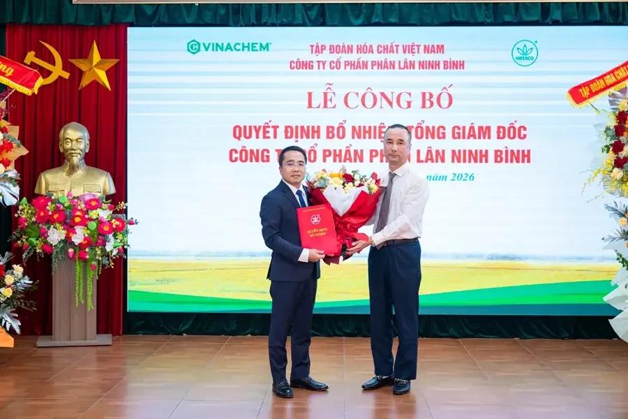 Phân lân Ninh Bình bổ nhiệm tân Tổng Giám đốc 8X- Ảnh 1.