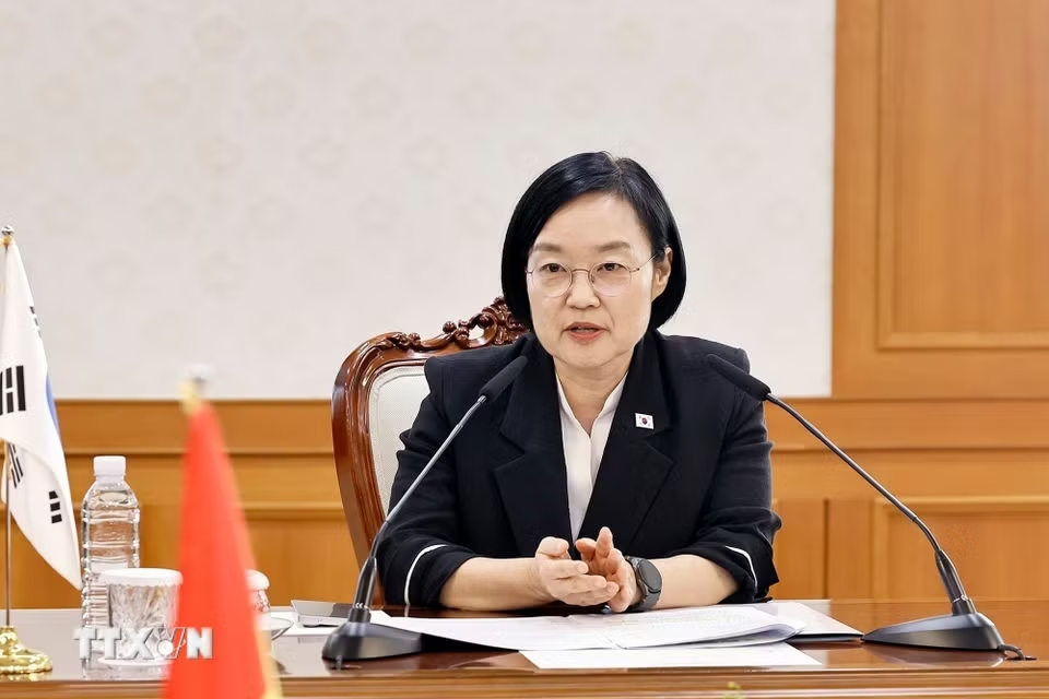 Chủ tịch Quốc hội Trần Thanh Mẫn hội kiến Thủ tướng Hàn Quốc Han Seong Sook - Ảnh 4.