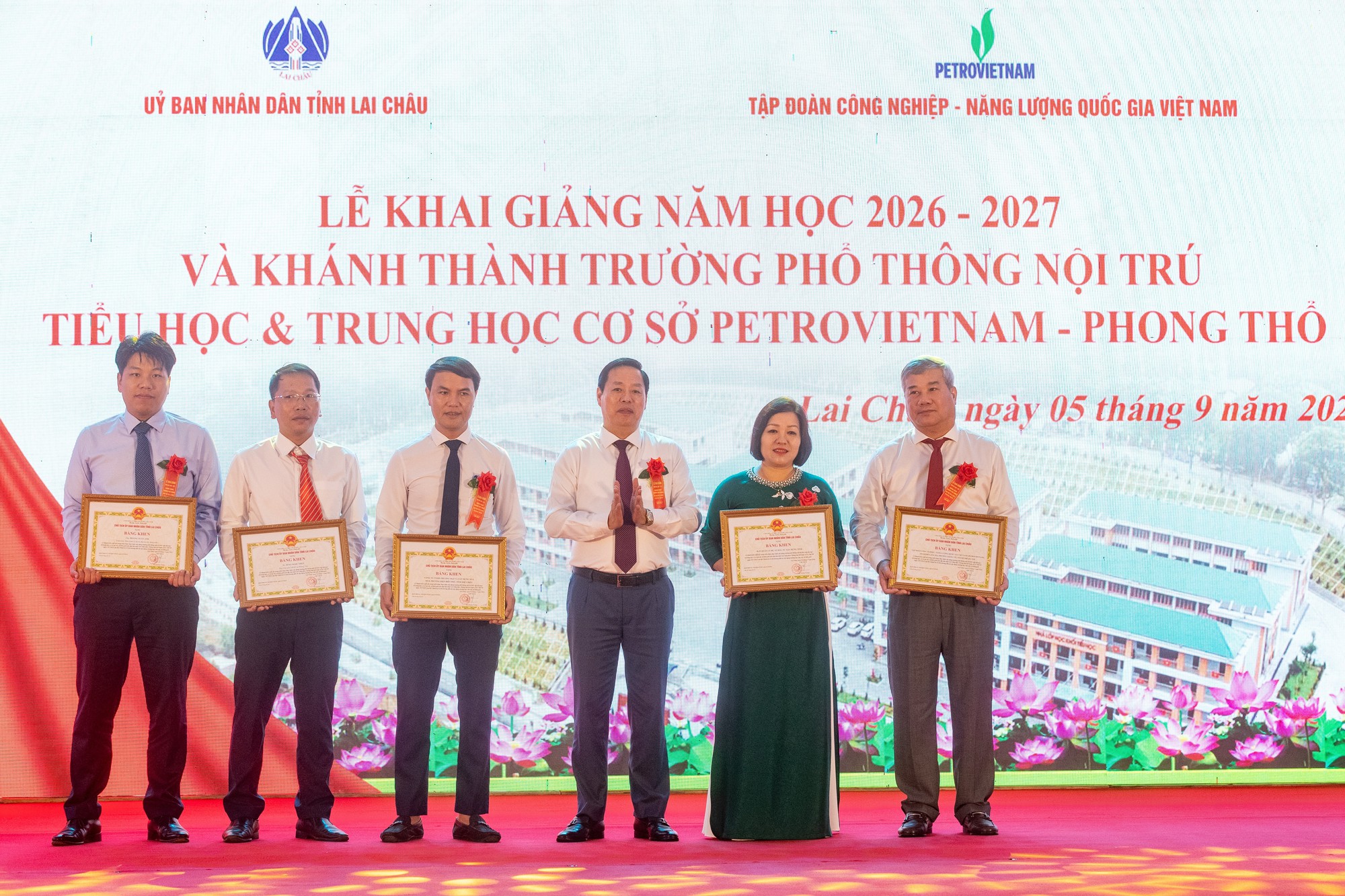 Khánh thành Trường Phổ thông nội trú Tiểu học và Trung học cơ sở Petrovietnam - Phong Thổ (Lai Châu)- Ảnh 8.