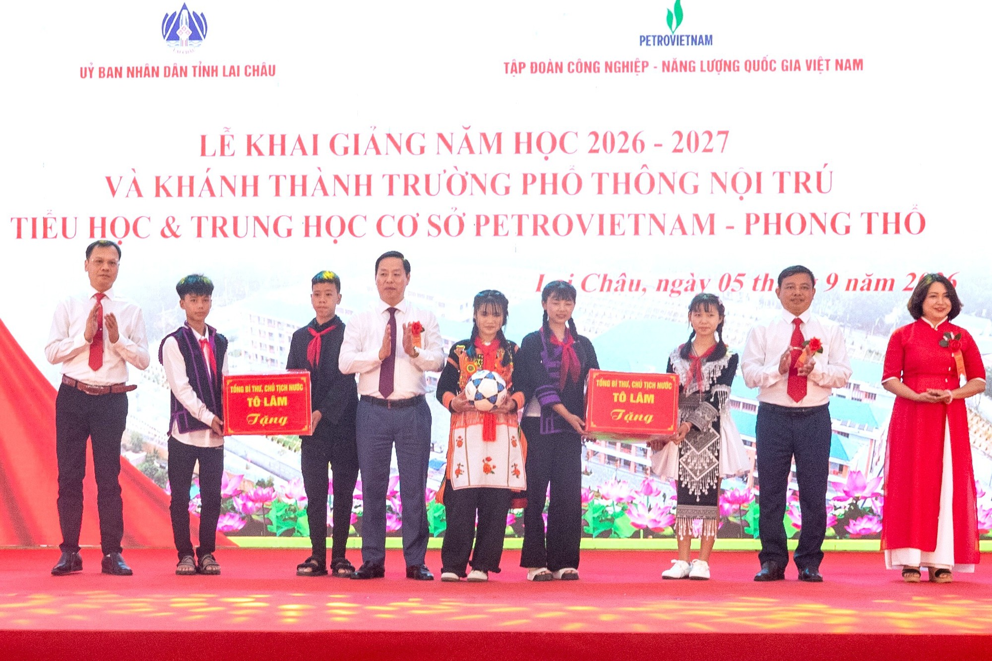 Khánh thành Trường Phổ thông nội trú Tiểu học và Trung học cơ sở Petrovietnam - Phong Thổ (Lai Châu)- Ảnh 9.