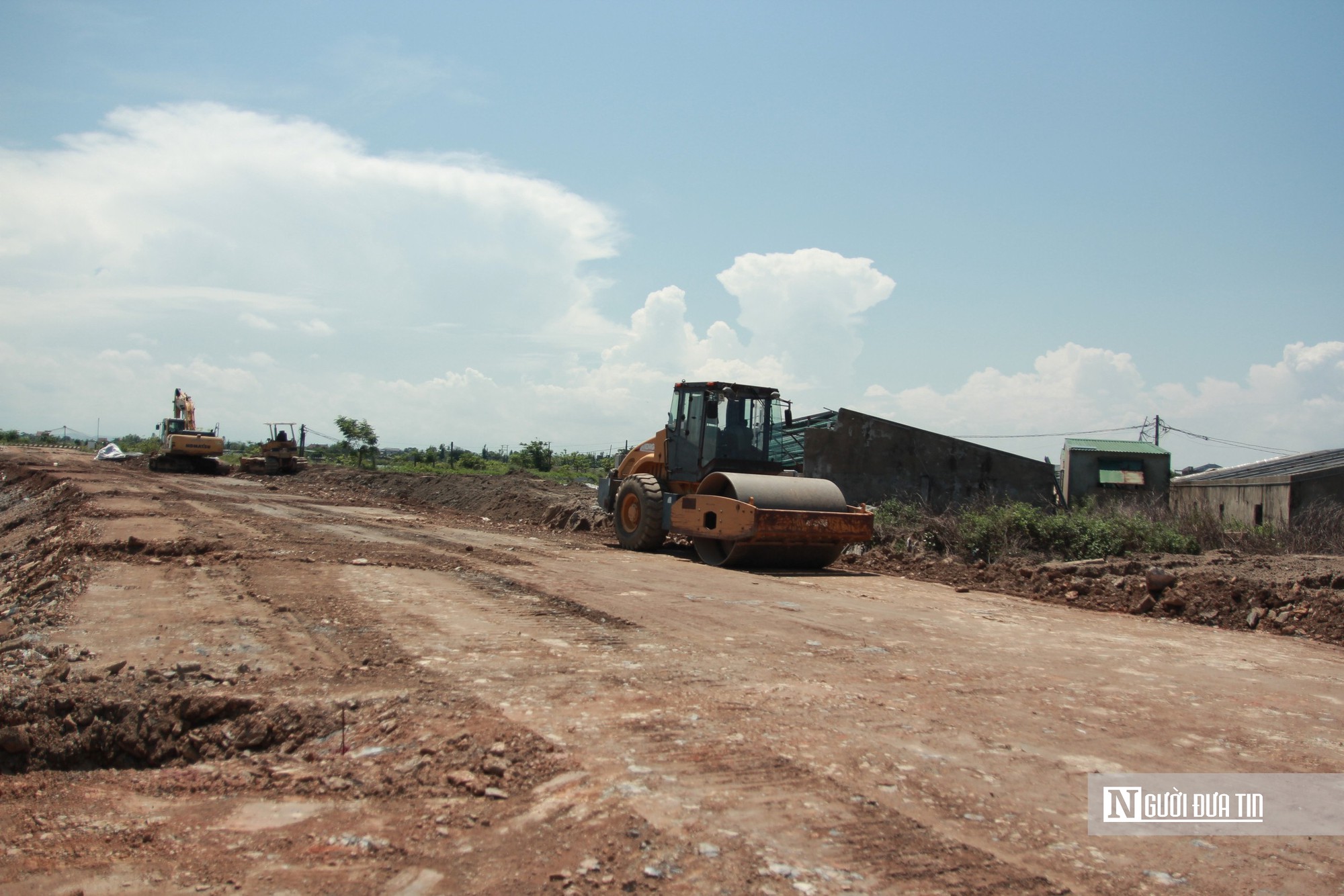 Chạy đua thời gian, nhanh chóng hoàn thành tuyến đê 182 tỷ chậm tiến độ do vướng mặt bằng- Ảnh 7.