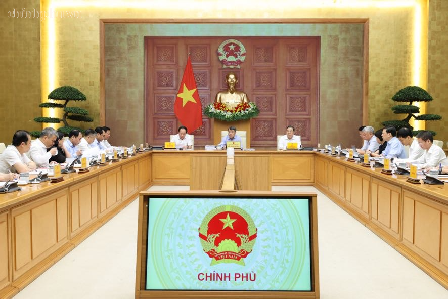 Thủ tướng: Lấy ý kiến rộng rãi, thực chất của người dân về sửa 3 Luật Đất đai, Nhà ở, Kinh doanh BĐS - Ảnh 2.