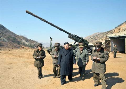 Tiêu điểm -  Kim Jong - un liên tiếp thị sát quân sự (Hình 2).