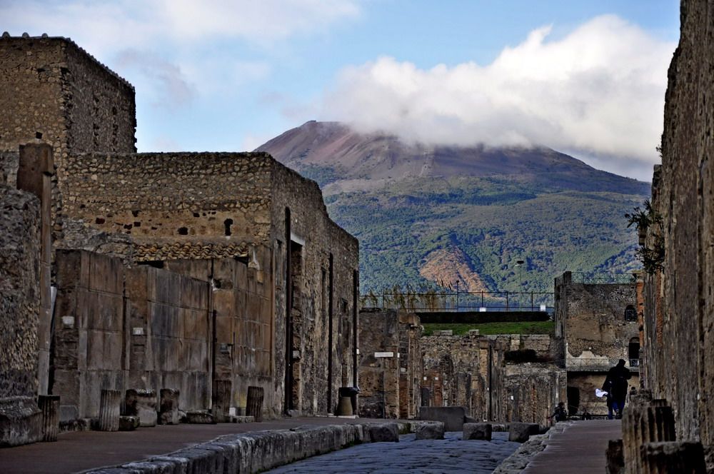 Việt Nam Xanh - Những xác người hóa đá của thành Pompeii (Hình 2).