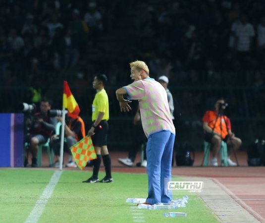 Bóng đá Việt Nam - Keisuke Honda và 1001 sắc thái khi Campuchia bị chia điểm